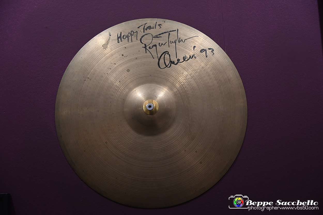 VBS_1666 - Mostra Peter Hince - Queen Experience.jpg